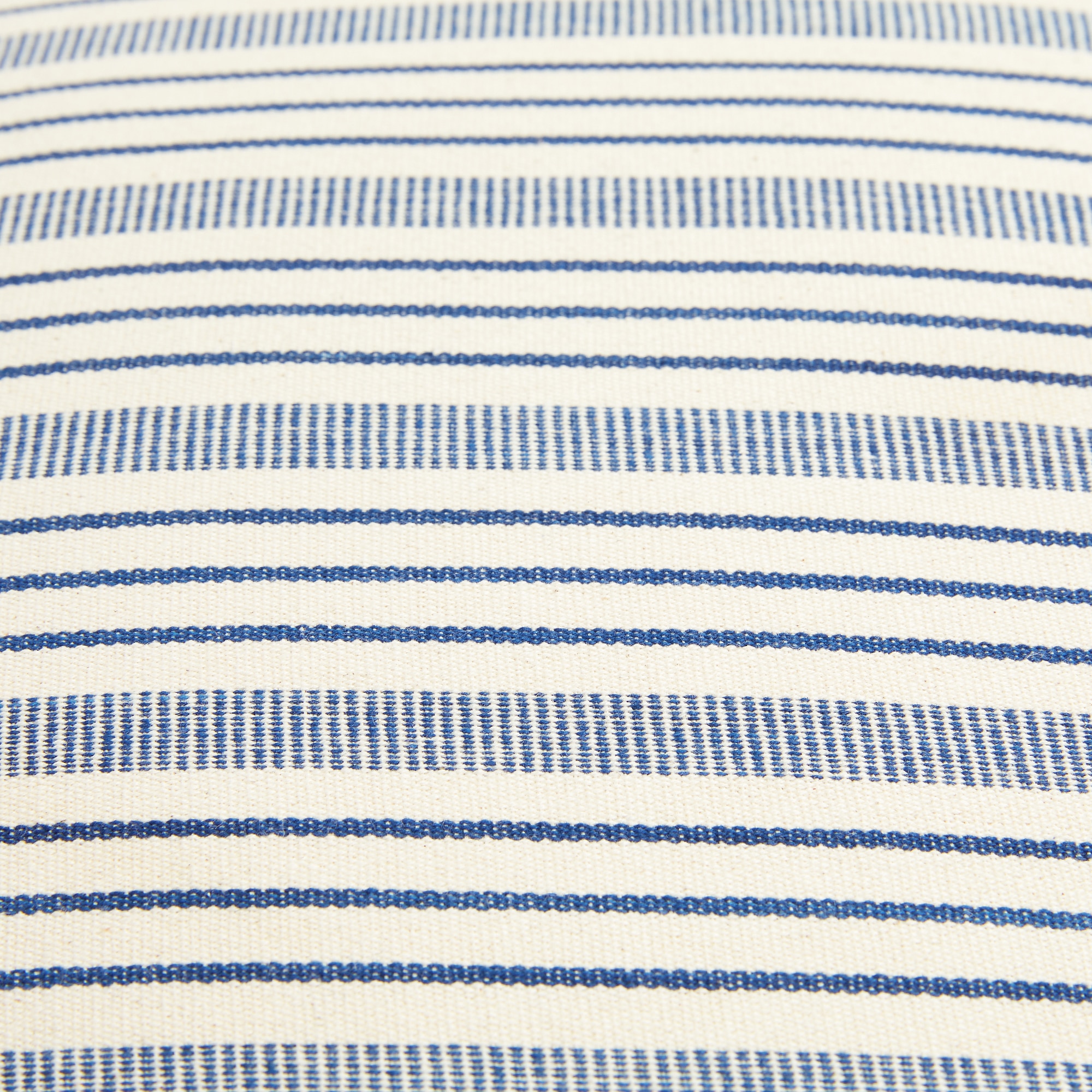 Capa de Almofada Artesanal K133BM Azul-4