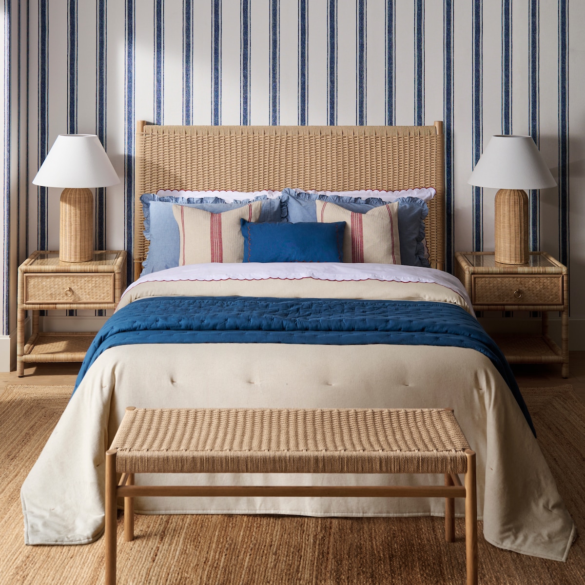 Papel de Parede TNT às Riscas Madagáscar Azul-4