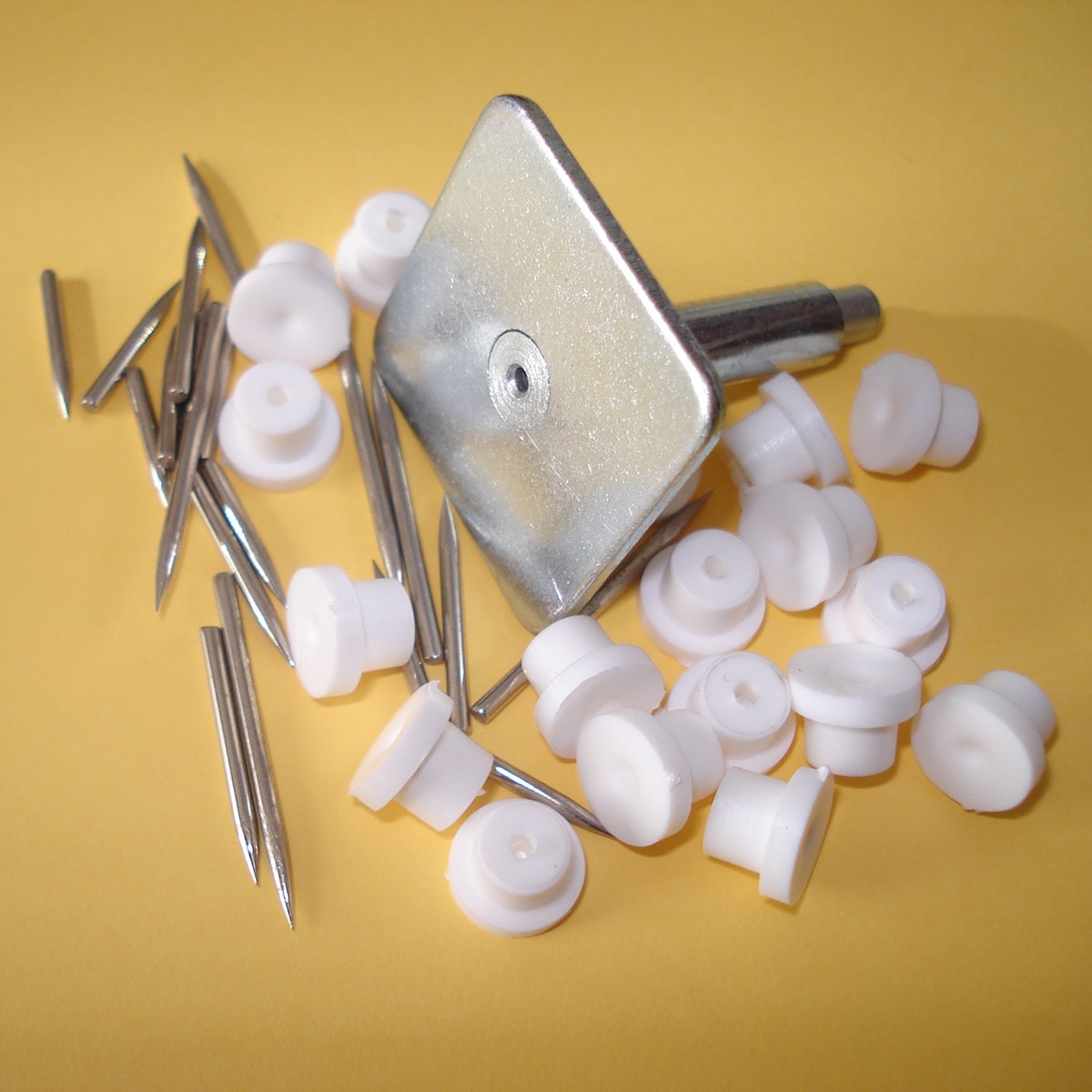 Clavos Cuelga Todo - 20 Uds Acero / Blanco-3