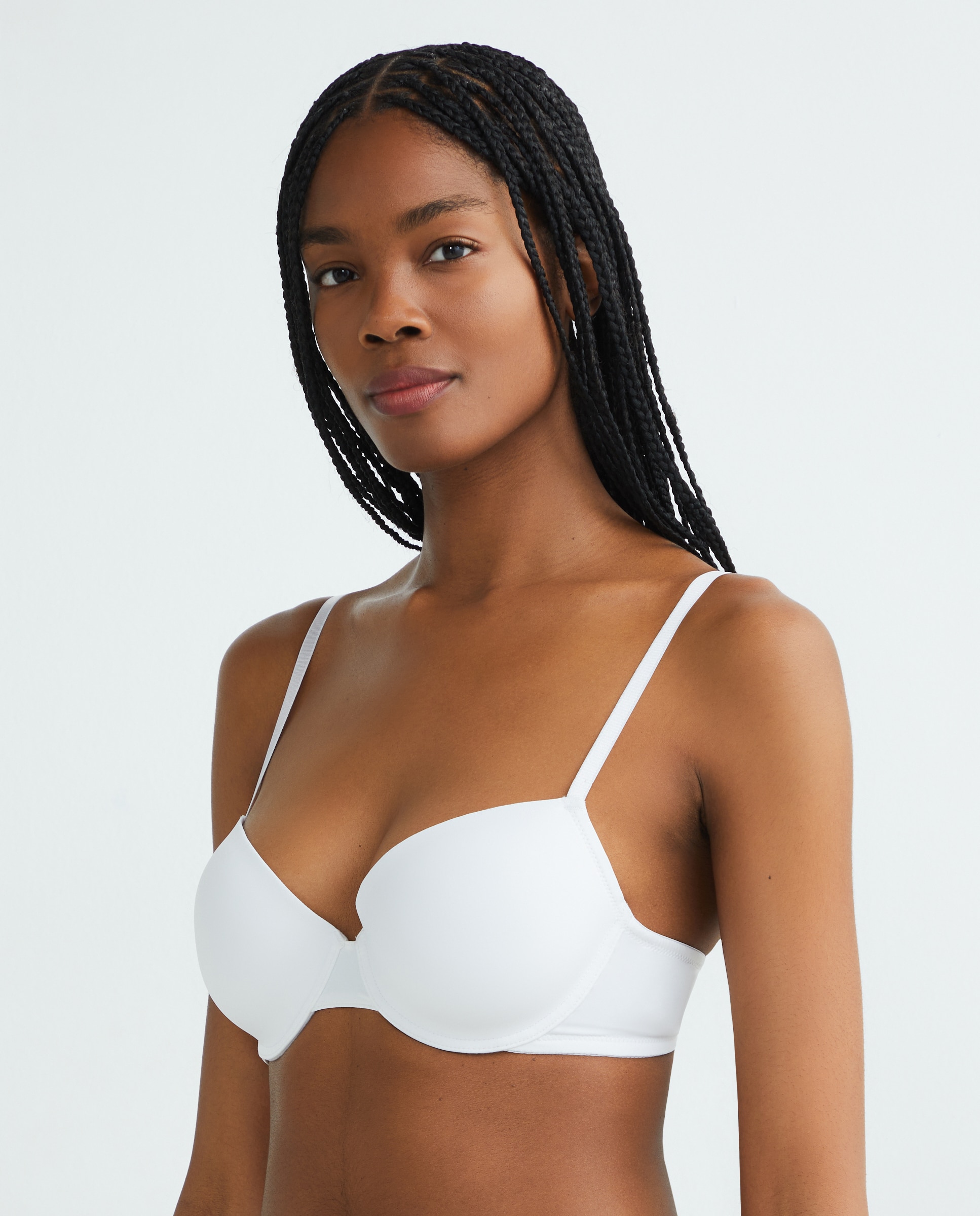 Imagen 0 de Sujetador básico microfibra copa b