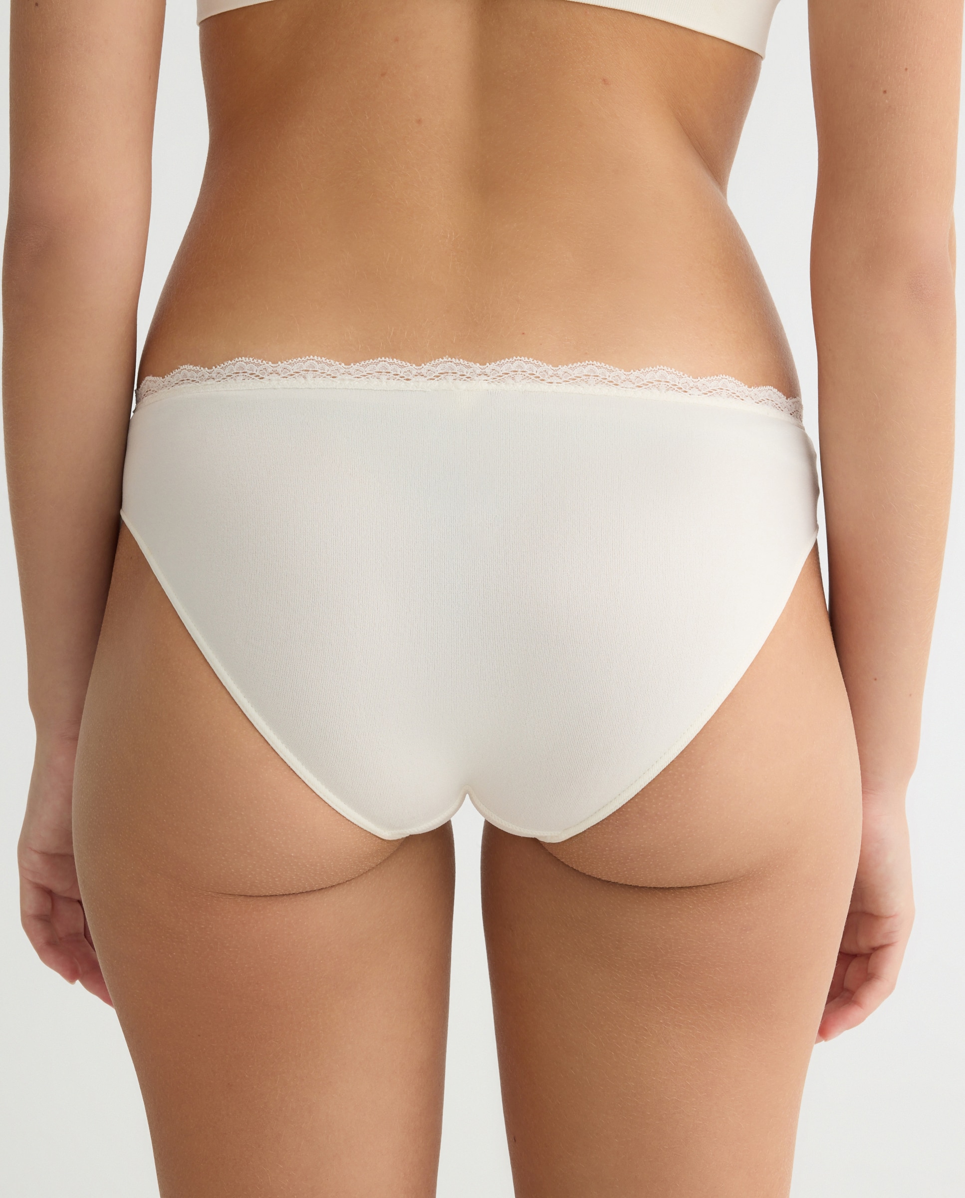 Braga mujer con encaje Blanco roto-3