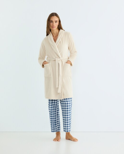 Imagen 0 de Bata Mujer Polar Textura