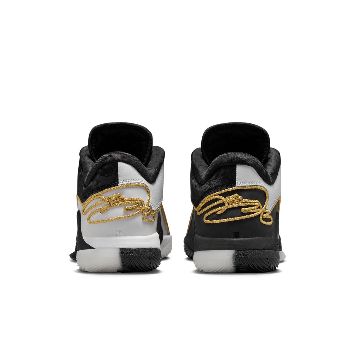 Sapatilhas de Basquetebol de Homem Lebron XXII Branco / Preto-5