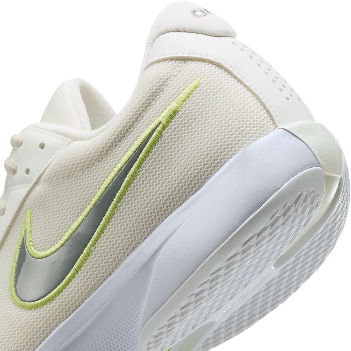 Sapatilhas de Basquetebol de Homem G.T. Cut Academy Multicolor-7