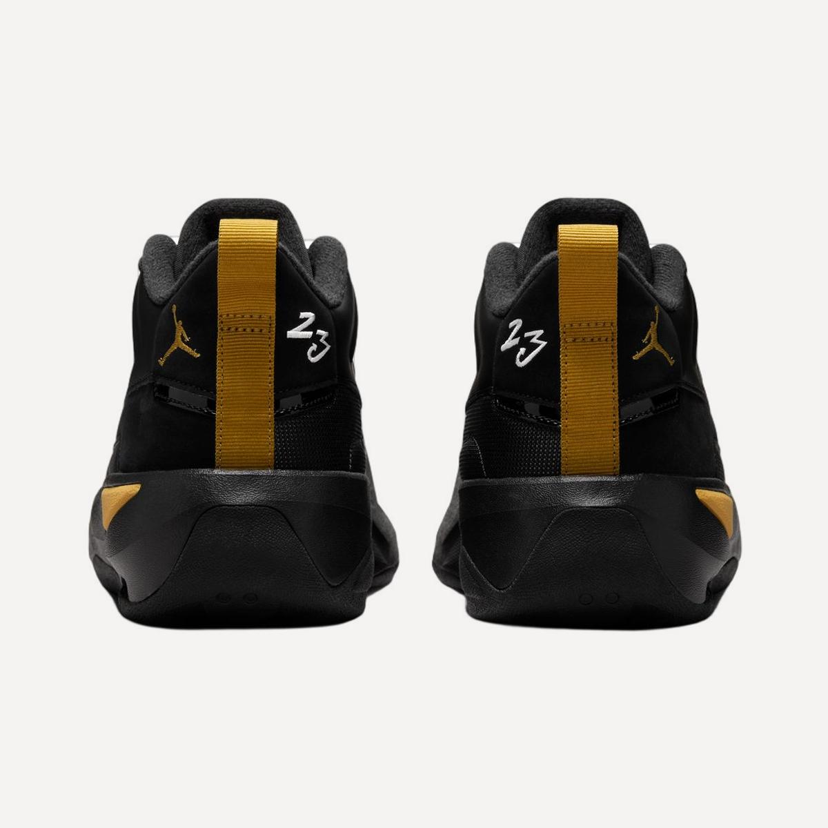 Sapatilhas de Basquetebol de Adulto Jordan Max Aura 7 Preto-2