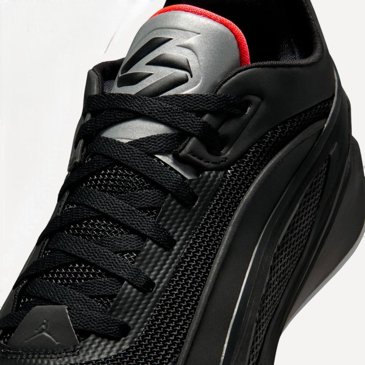 Sapatilhas de Basquetebol de Homem Luka 5 Preto-9