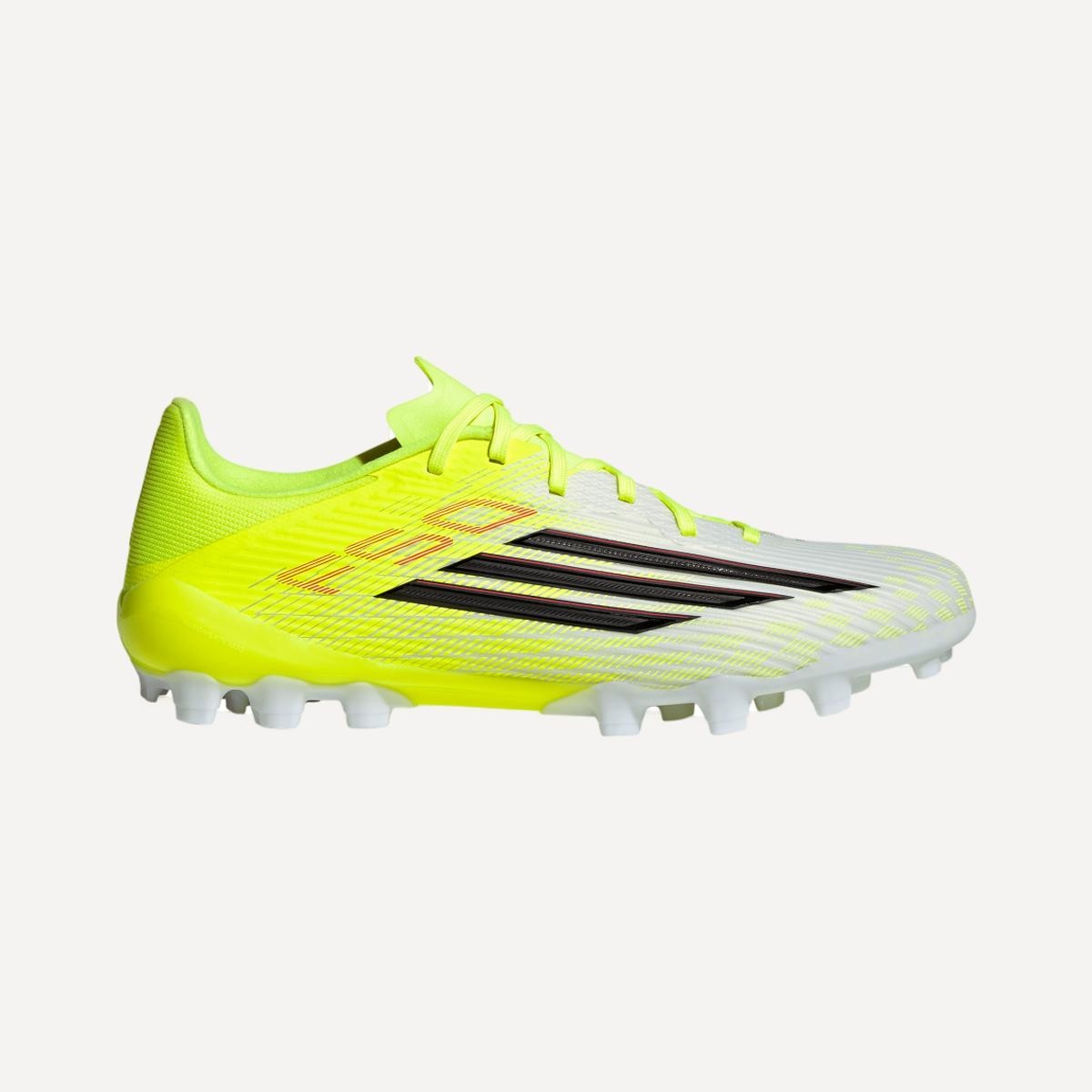 Imagem 0 de Chuteiras de Futebol de Homem F50 League 2G/3G AG