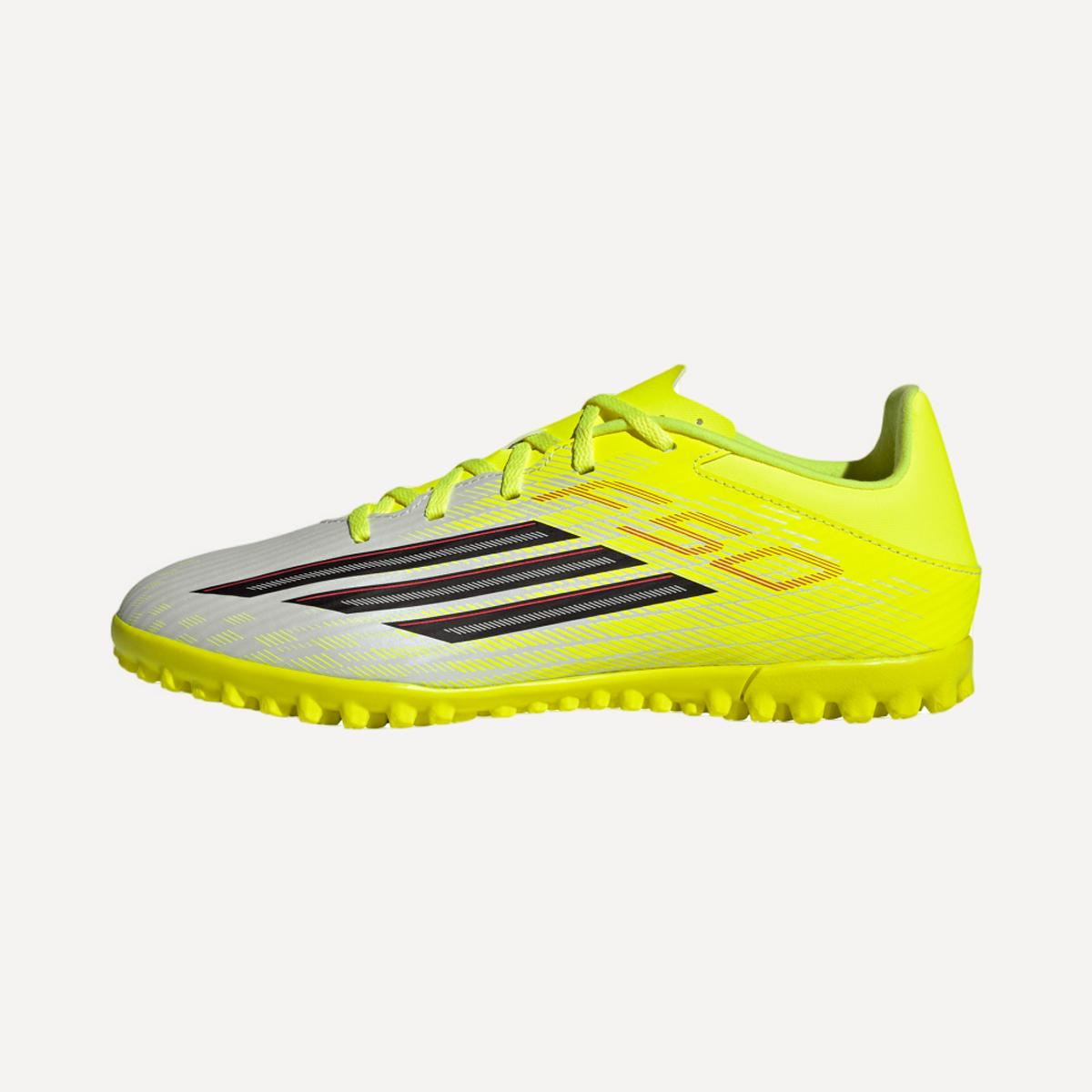 Chuteiras de Futebol de Homem F50 Club TF Amarelo / Vermelho-12