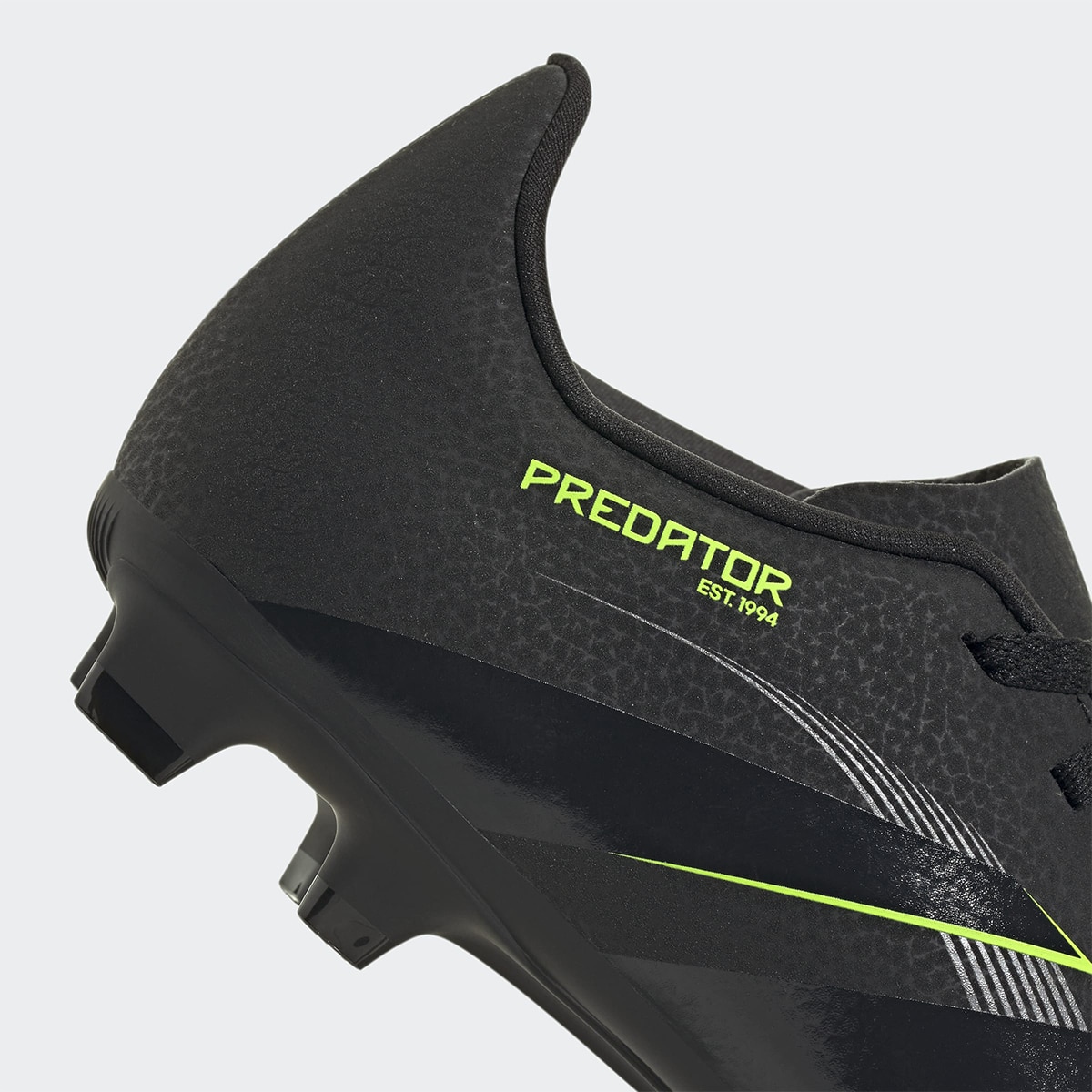 Chuteiras de Futebol de Menino Predator Club Fg/Mg J Preto-8