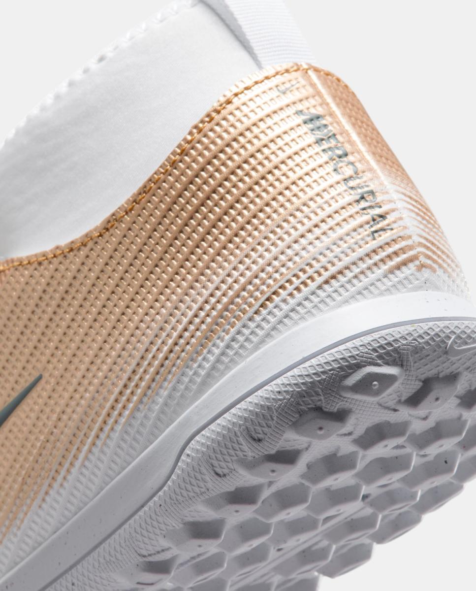 Chuteiras de Futebol Turf de Criança  Jr Superfly 11 Club Tf Km Nike Dourado-9