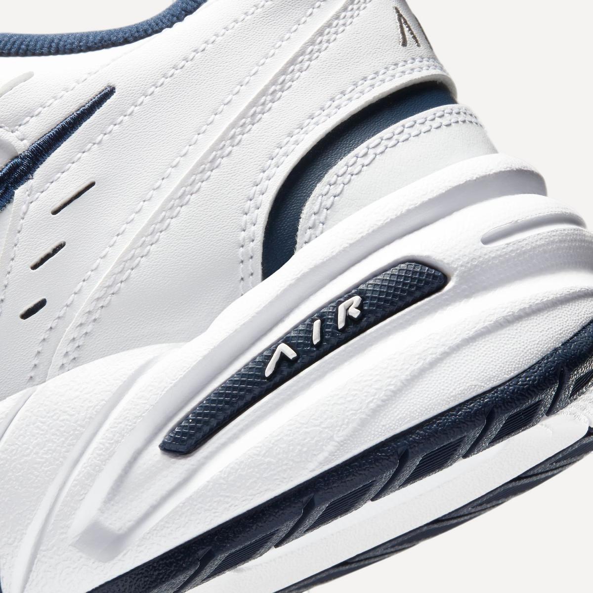 Sapatilhas de Fitness/Cross Training de Homem Air Monarch IV Branco-14