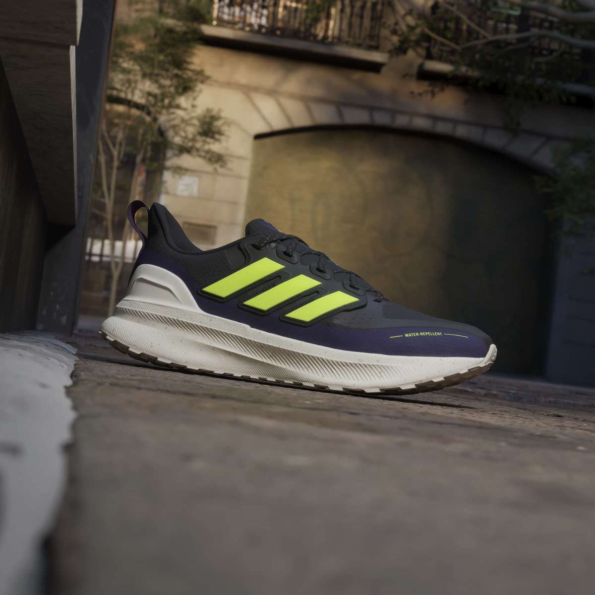 Sapatilhas de Running de Homem Ultrarun 5 TR Running Preto-14