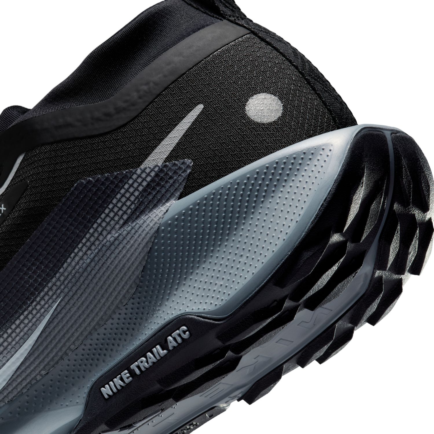 Sapatilhas de Trail Running de Homem Pegasus Trail 5 GTX Preto-11