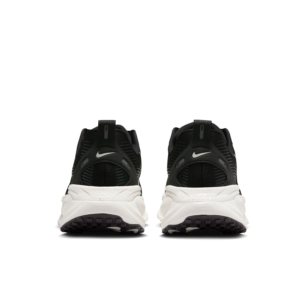 Sapatilhas de Running de Homem Vomero 18 Preto-5