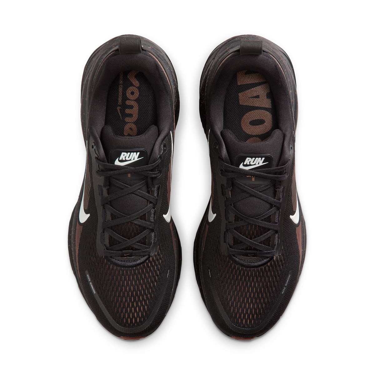 Sapatilhas de Running de Homem Vomero 18 Preto-3