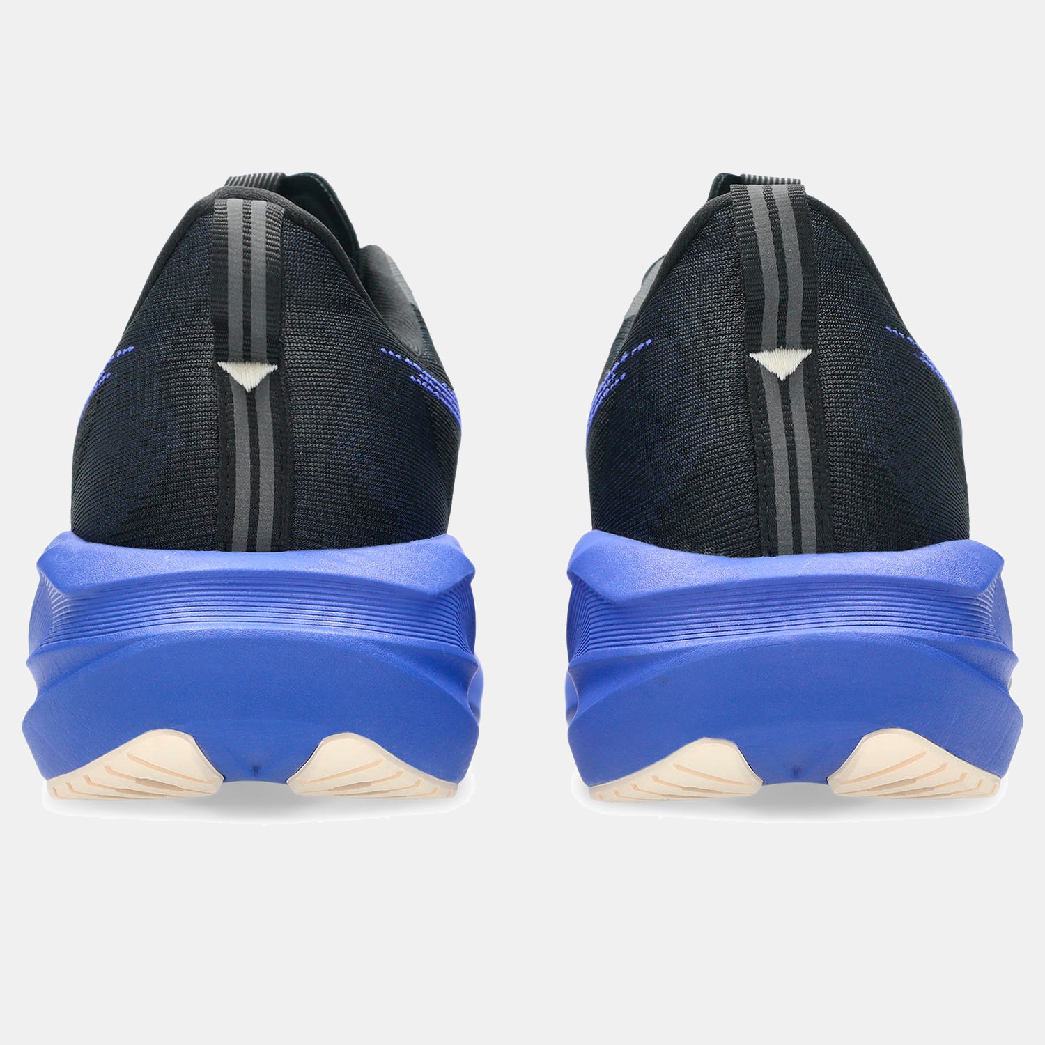 Sapatilhas de Running de Homem Novablast 5 Preto / Azul-7