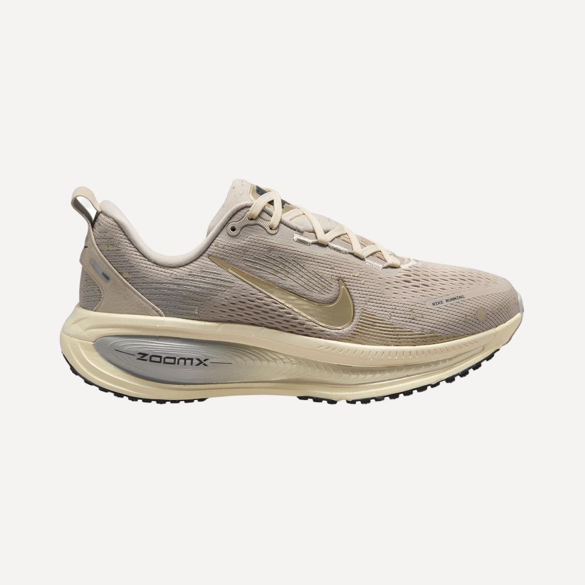 Sapatilhas de Running de Mulher W Vomero 18 SE Castanho-1