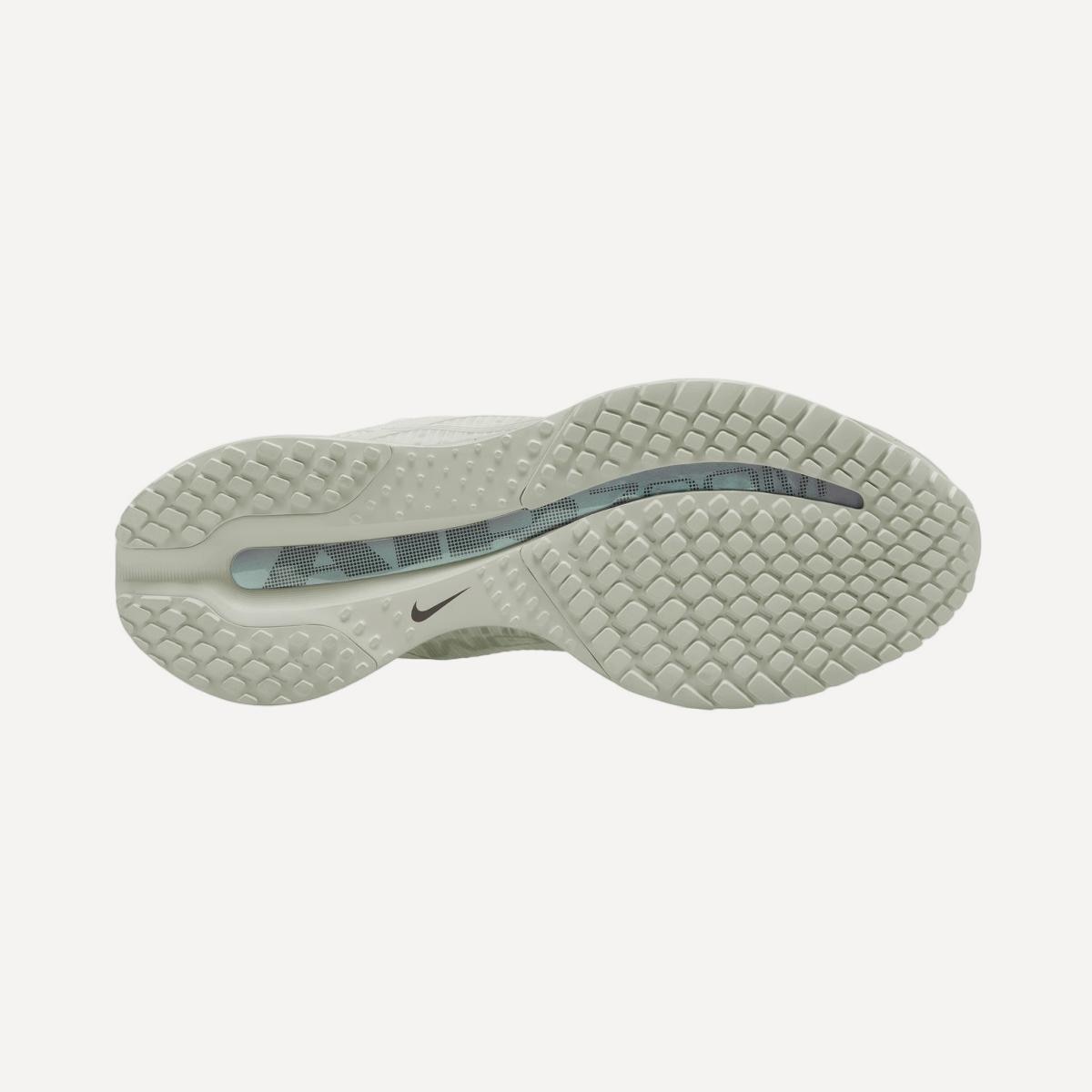 Sapatilhas de Running de Mulher W Pegasus Premium ESS Branco-3