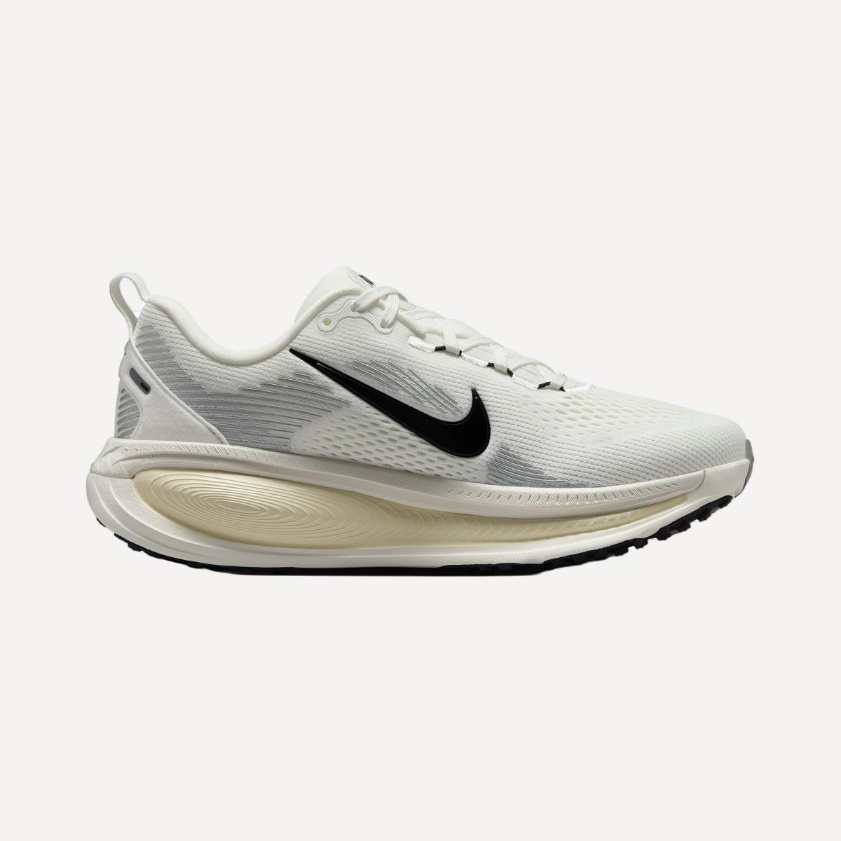 Sapatilhas de Running de Mulher W Vomero 18 Branco-9