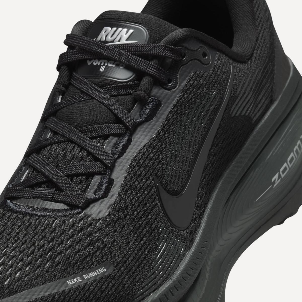 Sapatilhas de Running de Mulher W Vomero 18 Preto-10