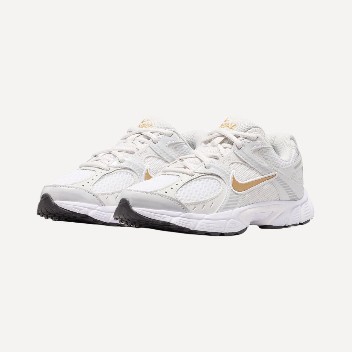 Sapatilhas Casual de Menino V5 RNR (GS) Branco-3