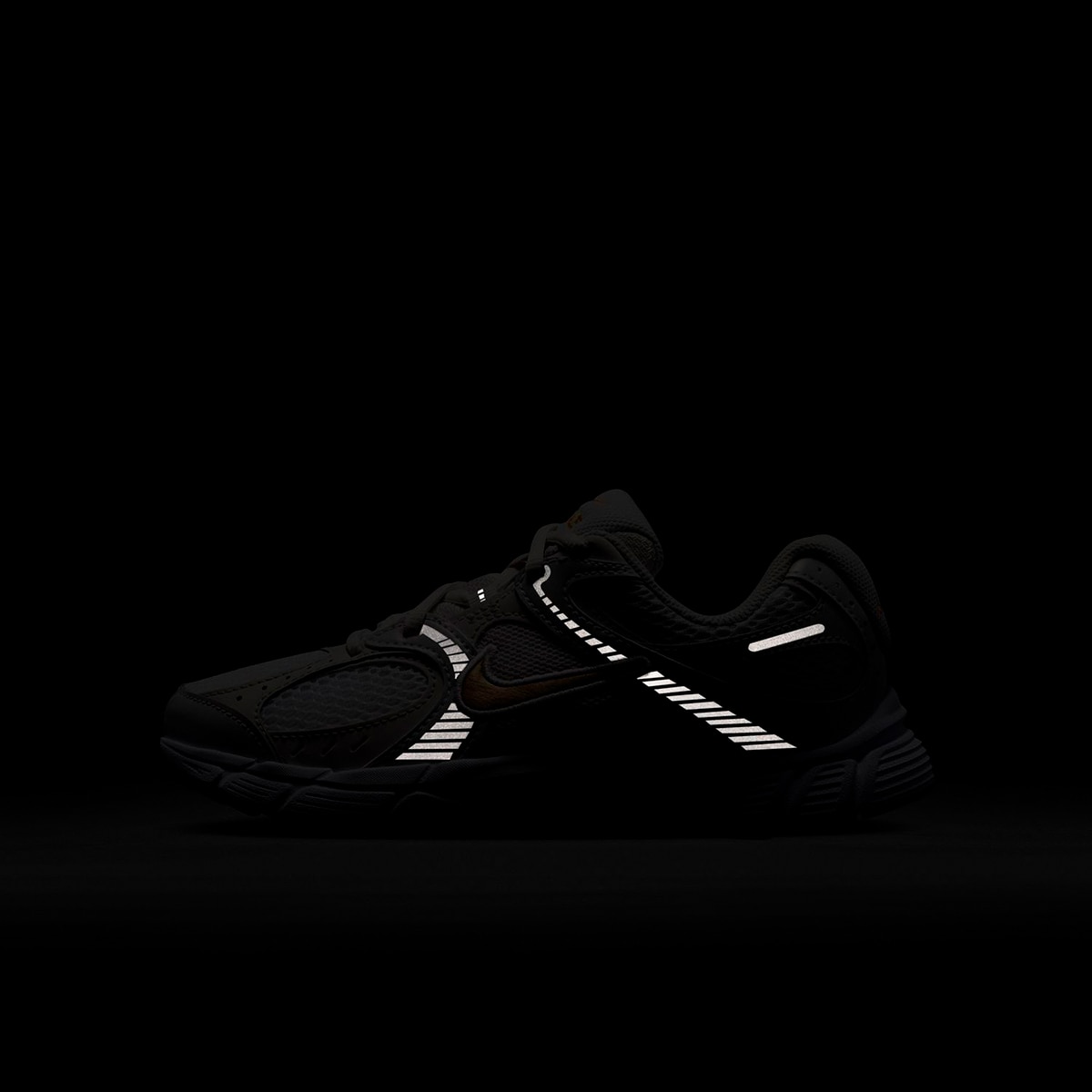 Sapatilhas Casual de Menino V5 RNR (GS) Branco-9