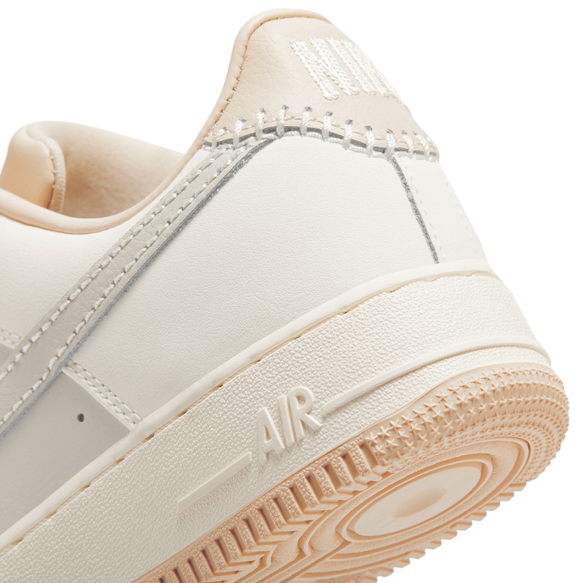 Sapatilhas Casual de Mulher WMNS Air Force 1 '07 8