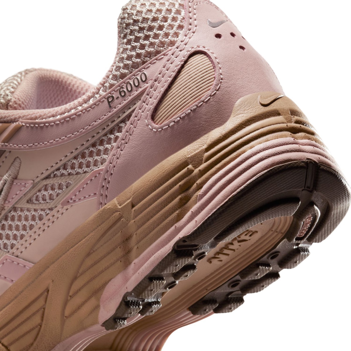 Sapatilhas Casual de Mulher W P-6000 SE Castanho-7