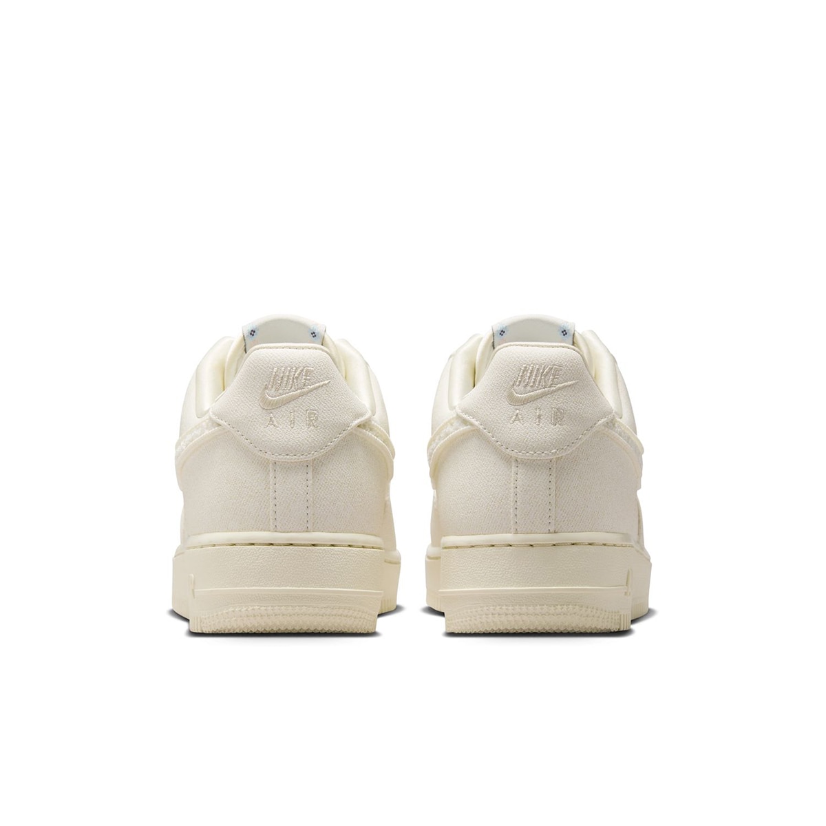 Sapatilhas Casual de Mulher Wmns Air Force 1 '07 LX Preto-5