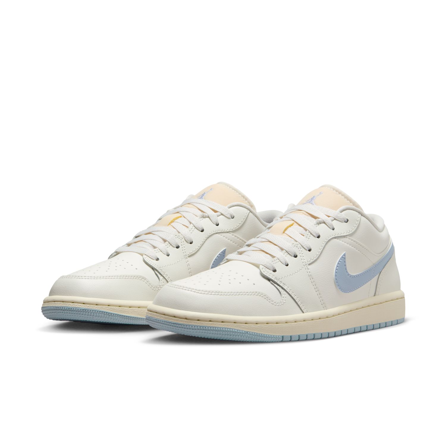 Sapatilhas Casual de Mulher WMNS Air Jordan 1 Low Branco-3