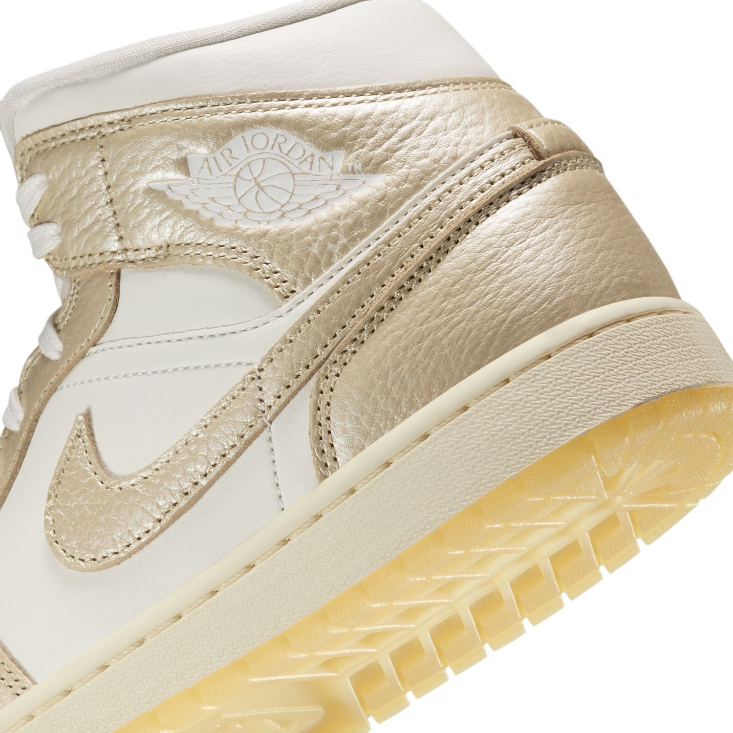 Sapatilhas Casual de Mulher WMNS Air Jordan 1 Mid SE Branco-11