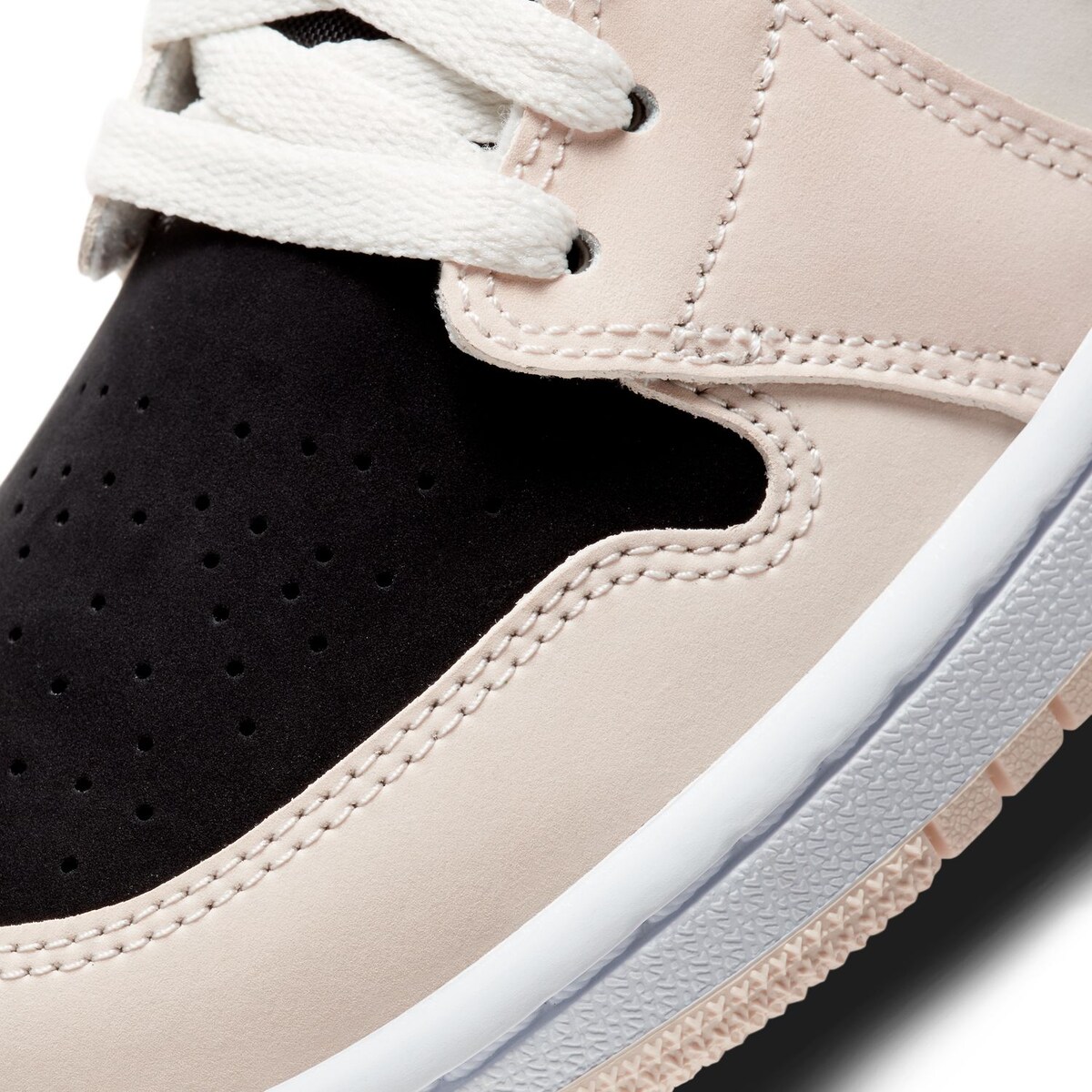 Sapatilhas Casual de Mulher WMNS Air Jordan 1 Mid Laranja-9