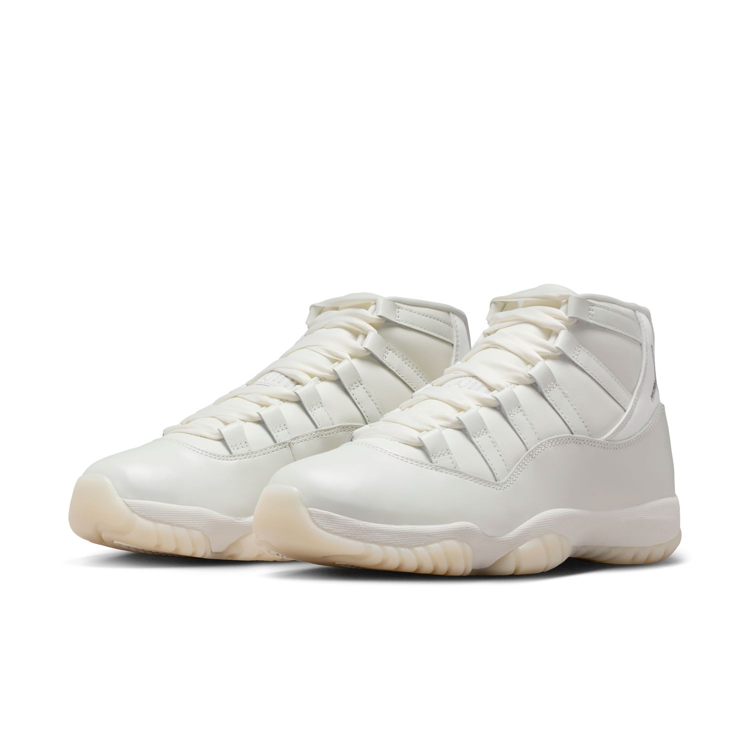Sapatilhas Casual de Mulher WMNS Air Jordan 11 RETRO Branco-3
