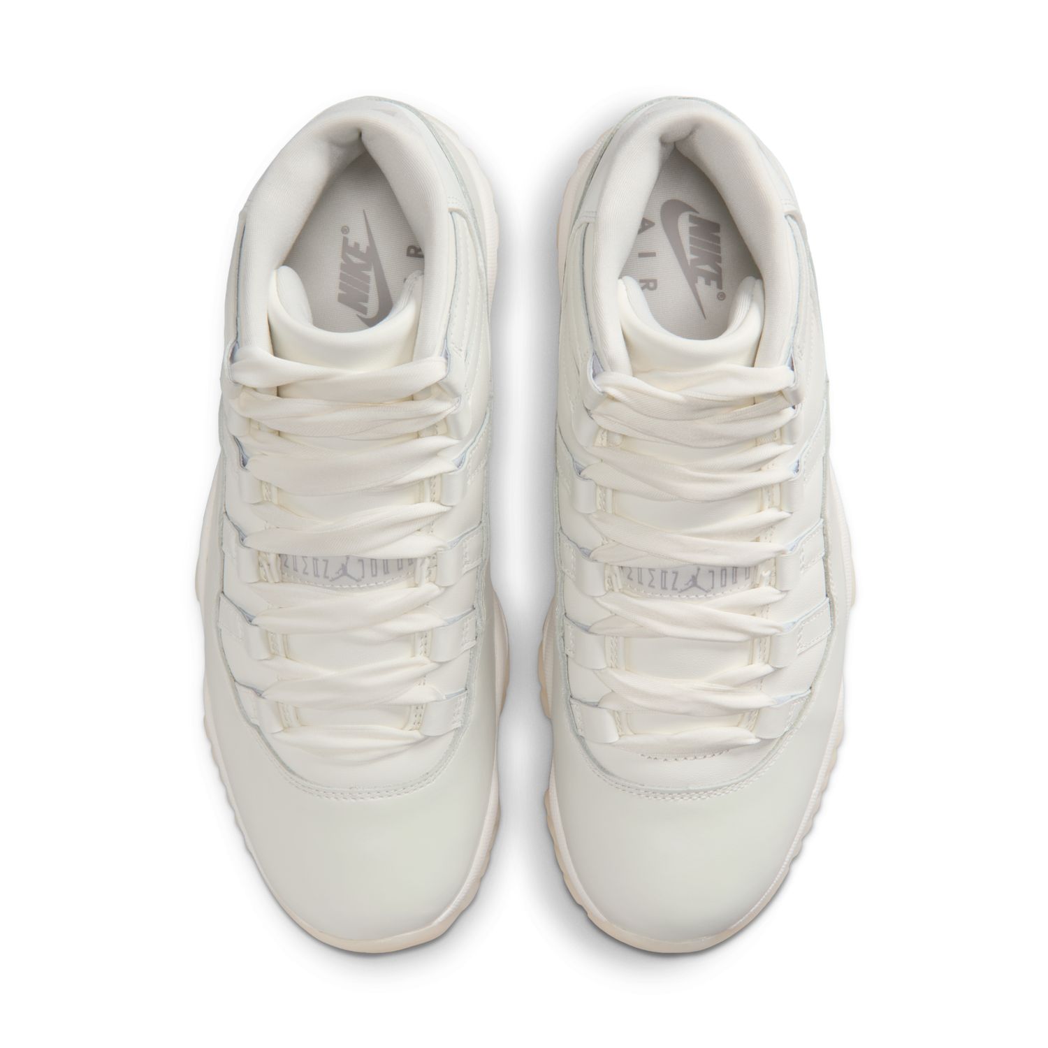Sapatilhas Casual de Mulher WMNS Air Jordan 11 RETRO Branco-4