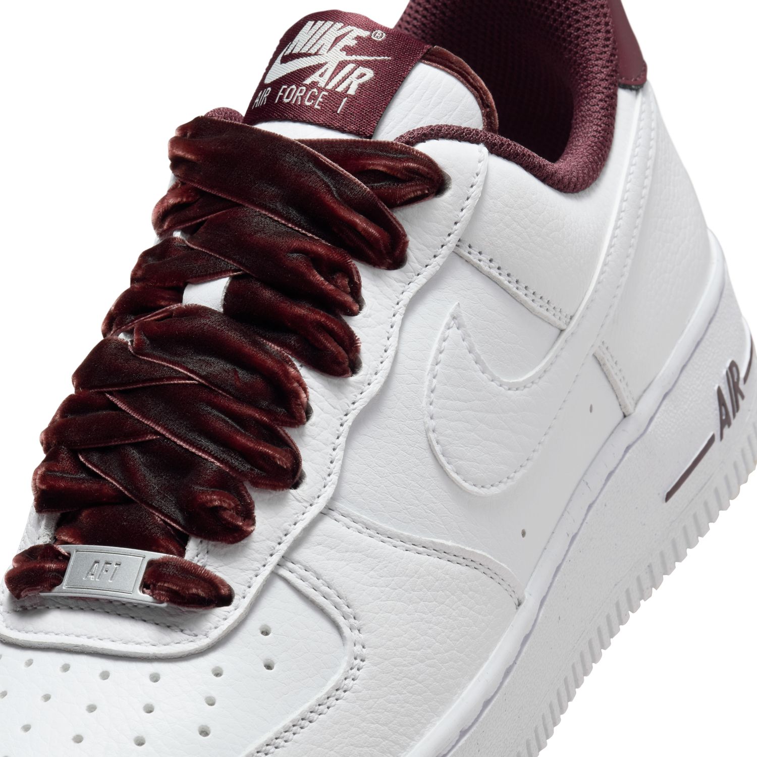Sapatilhas Casual de Mulher W Air Force 1 '07 Vintage Branco / Grená-10