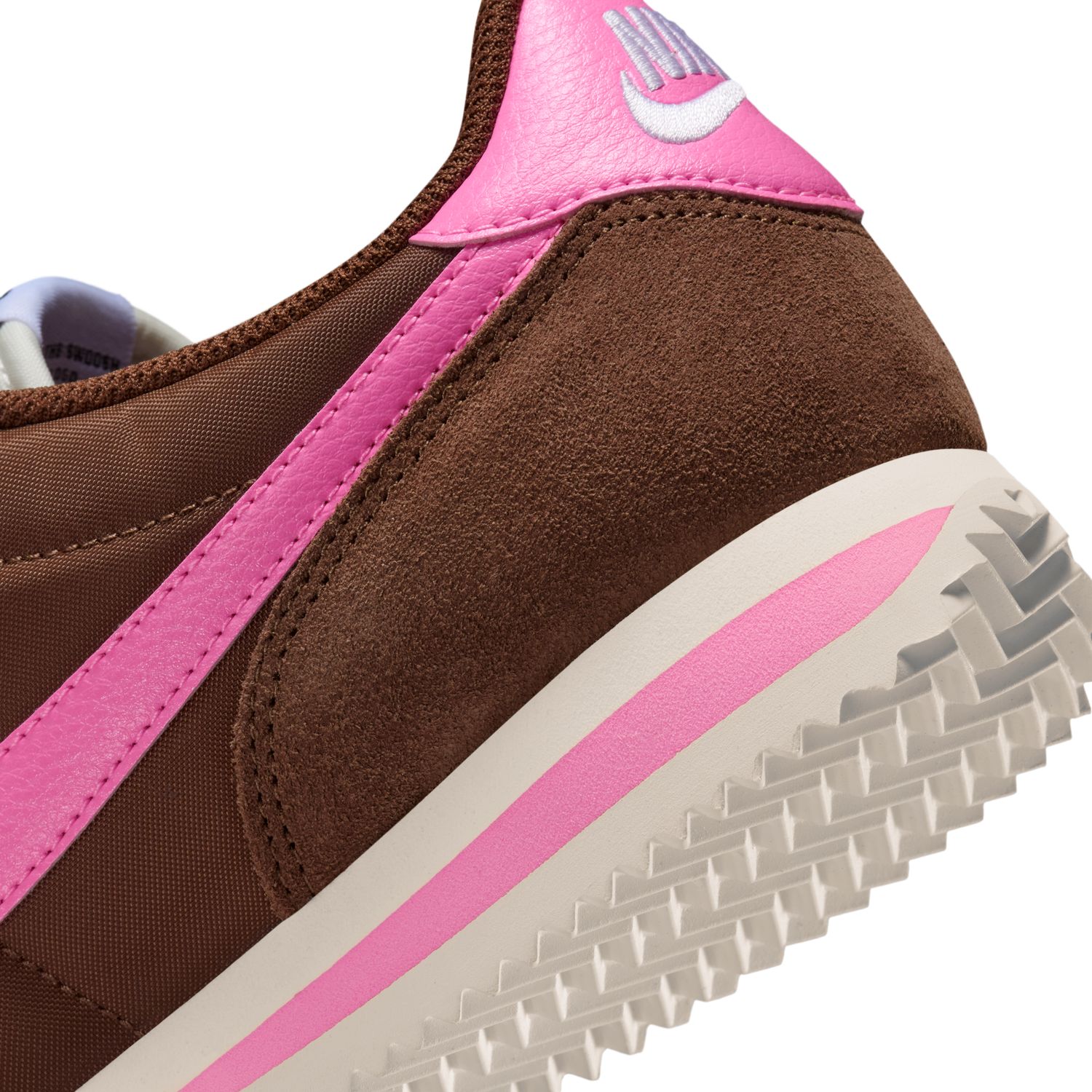 Sapatilhas Casual de Mulher Cortez Castanho-11