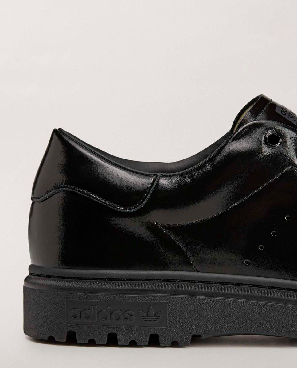 Sapatilhas Sponge Bob Stan Smith de Mulher Preto-7