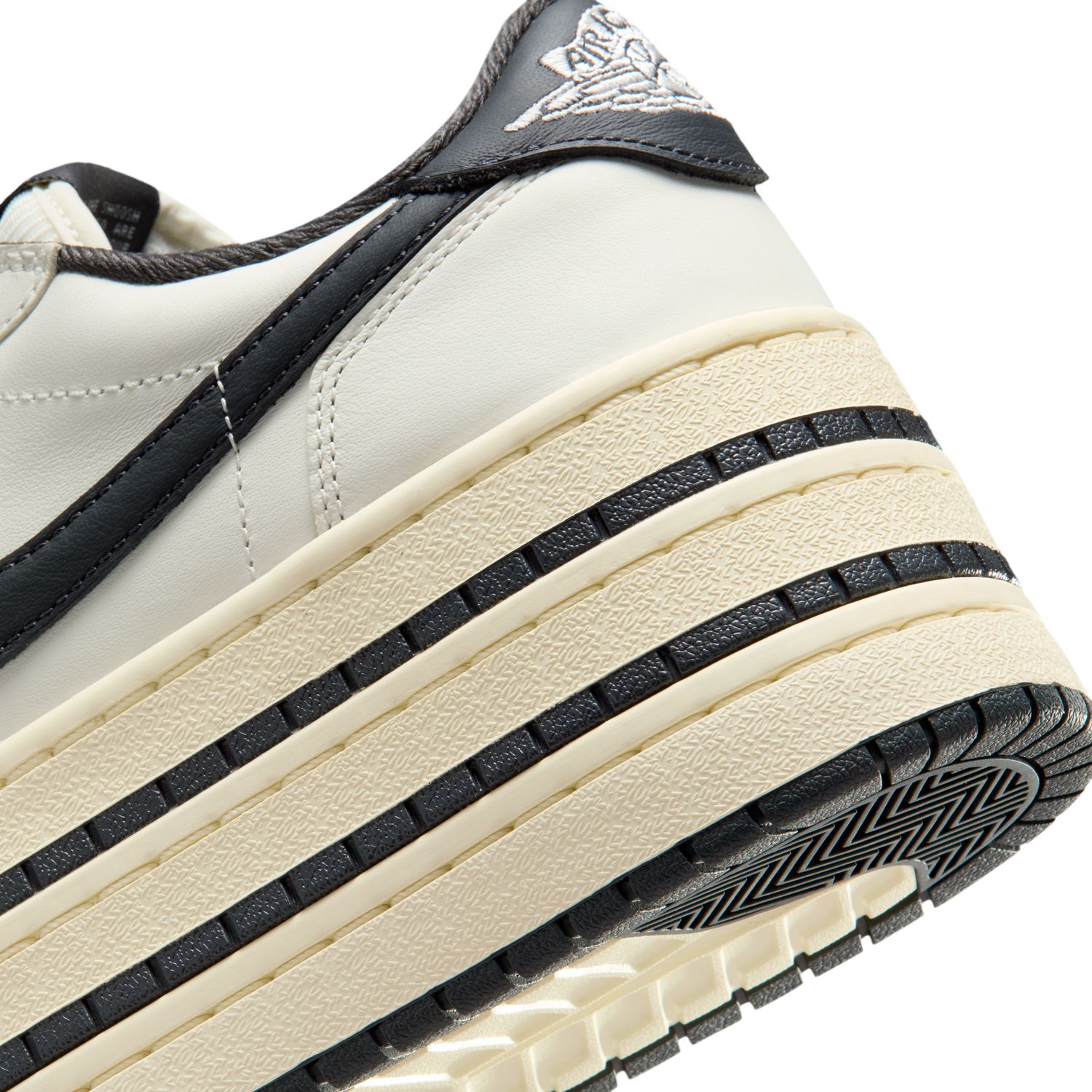 Sapatilhas Casual de Homem WMNS Air 1 Triple Stack Branco-10