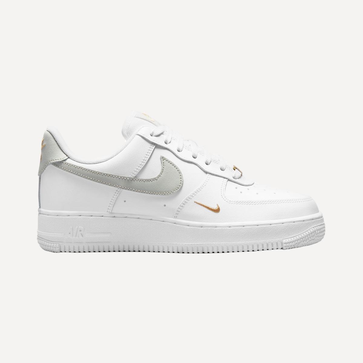 Imagem 0 de Sapatilhas Casual de Mulher Wmns Air Force 1 '07 ESS