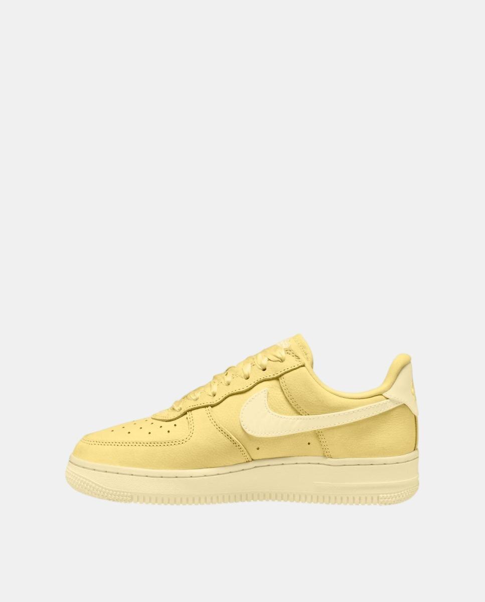 Nike W AIR FORCE 1 RETRO PRM para mujer - Amarillo Amarillo-2