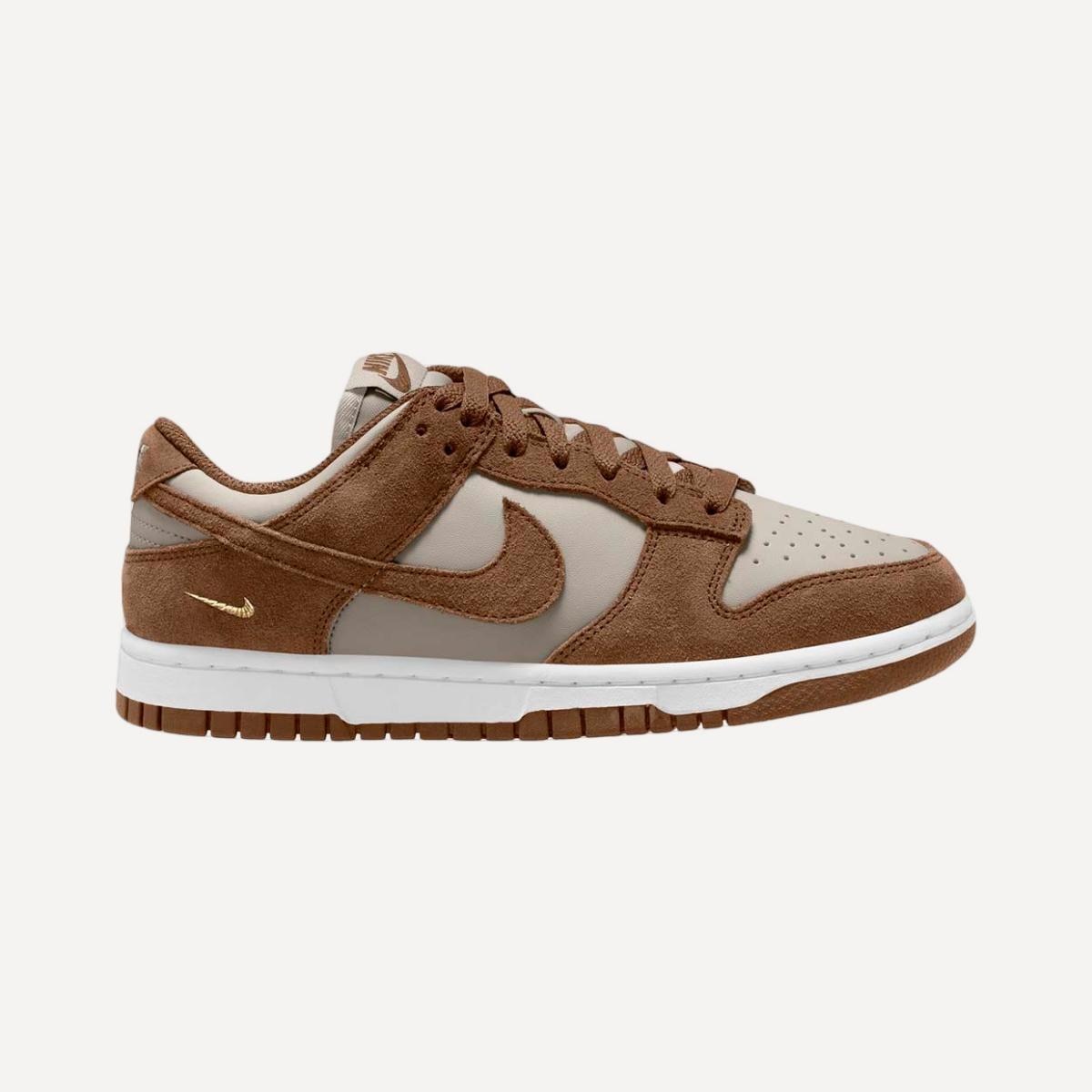Zapatillas de Casual para Mujer WMNS NIKE DUNK LOW Nike - Marrón Marrón-1