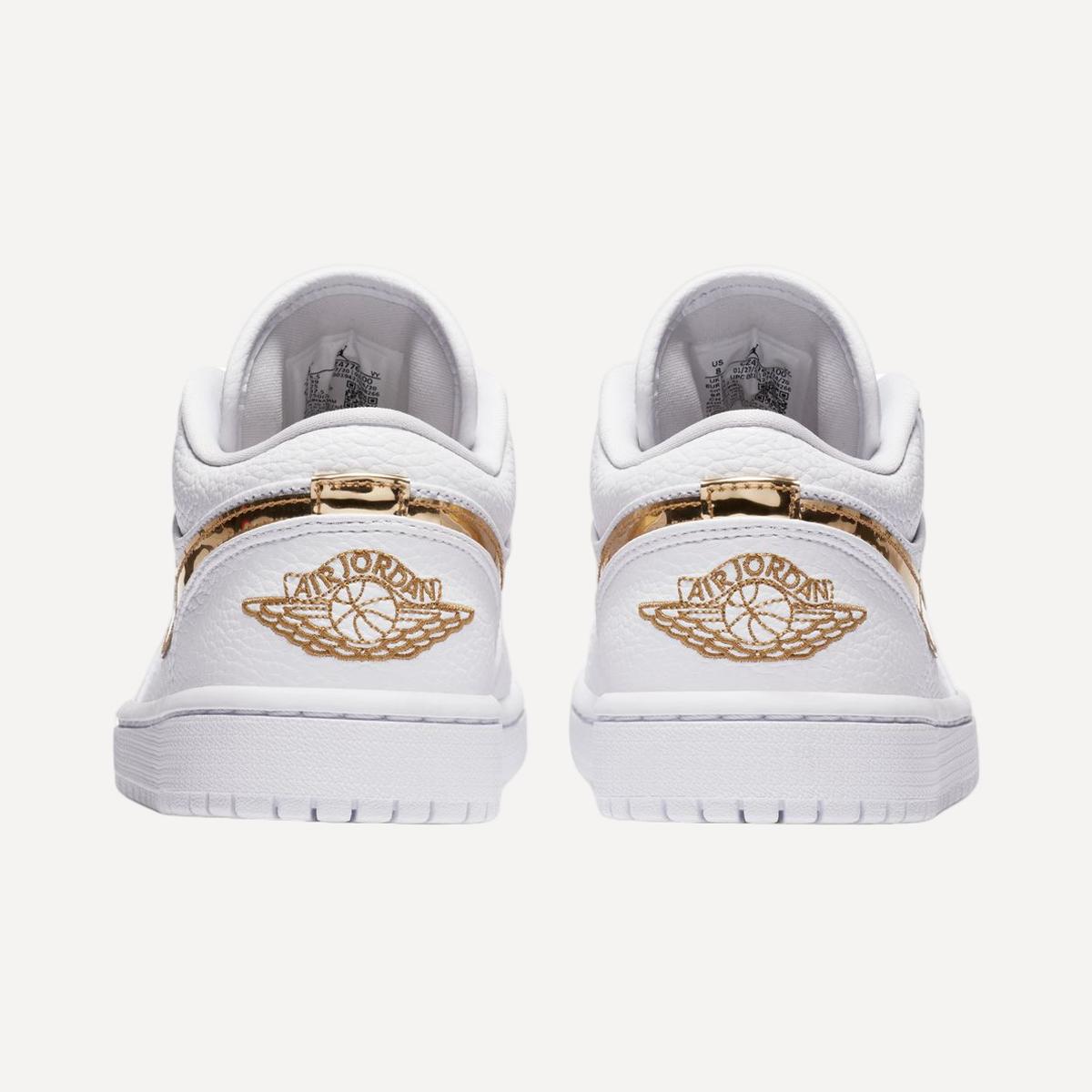 Sapatilhas Casual de Mulher WMNS Air Jordan 1 Low SE Branco-2