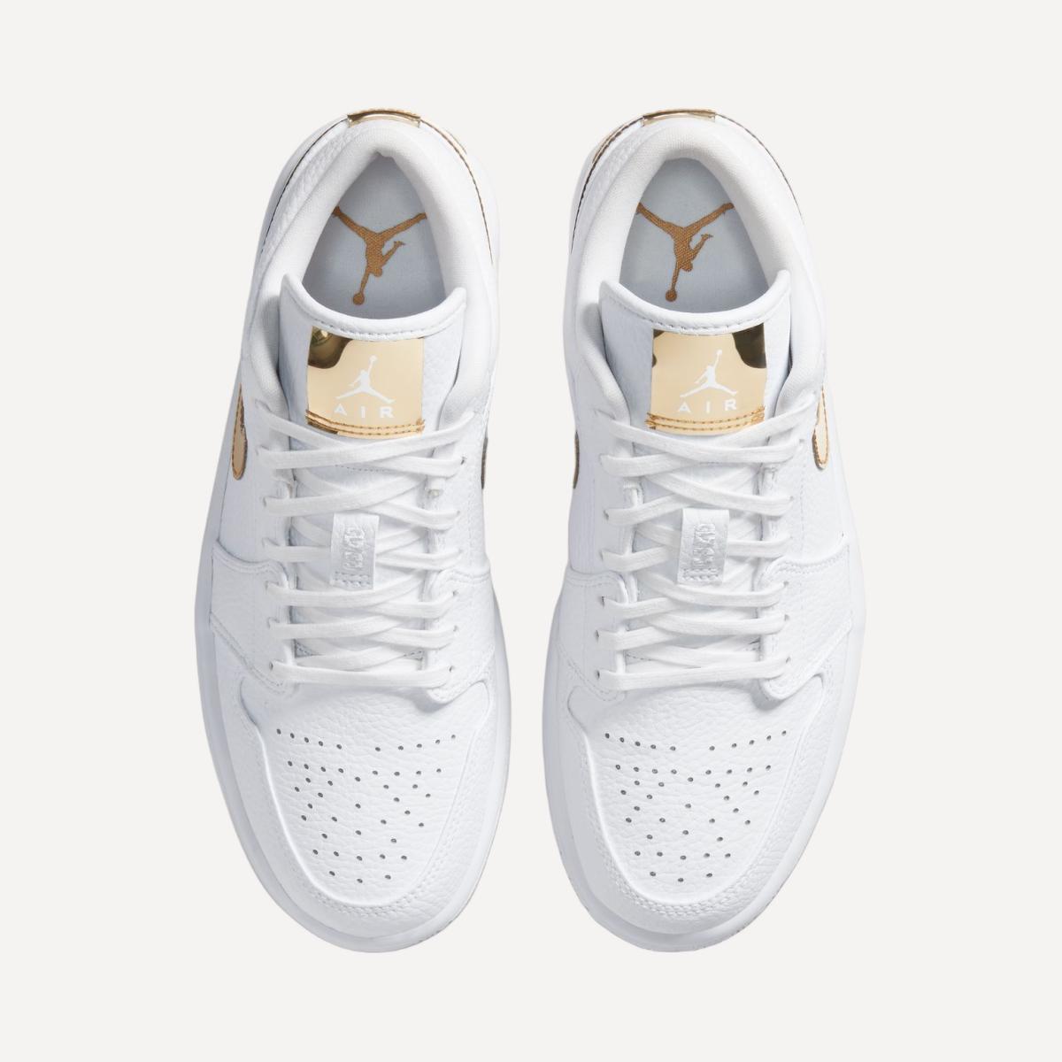 Sapatilhas Casual de Mulher WMNS Air Jordan 1 Low SE Branco-4