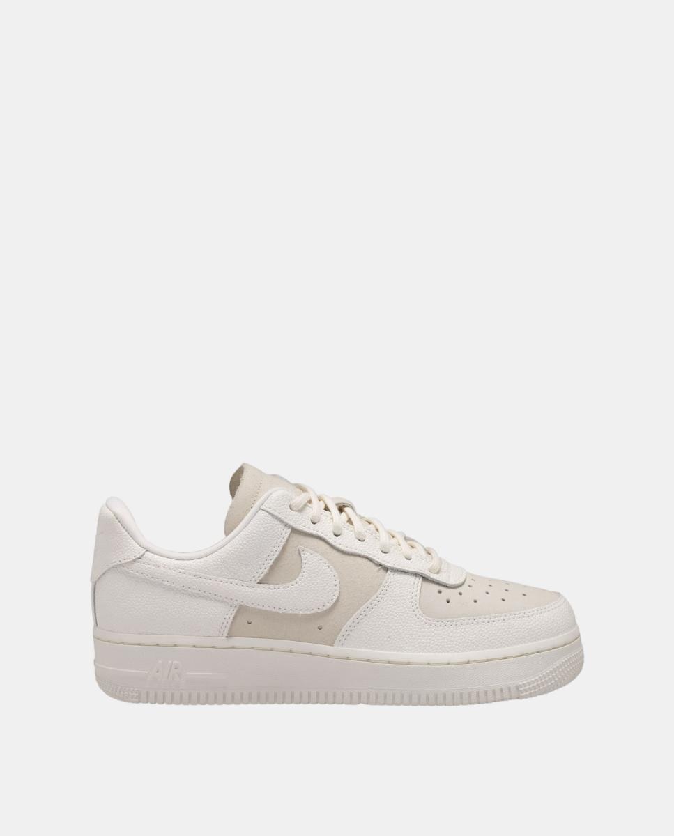 Imagen 1 de Nike W AIR FORCE 1 '07 SE para mujer Blanco