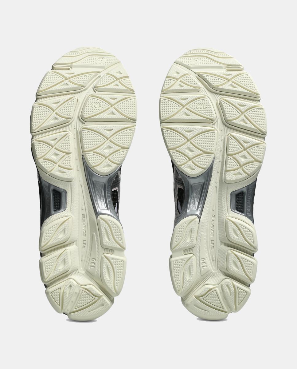 Sapatilhas Casual de Homem e Mulher GEL-CUMULUS 16 ASICS Preto / Cinzento-5