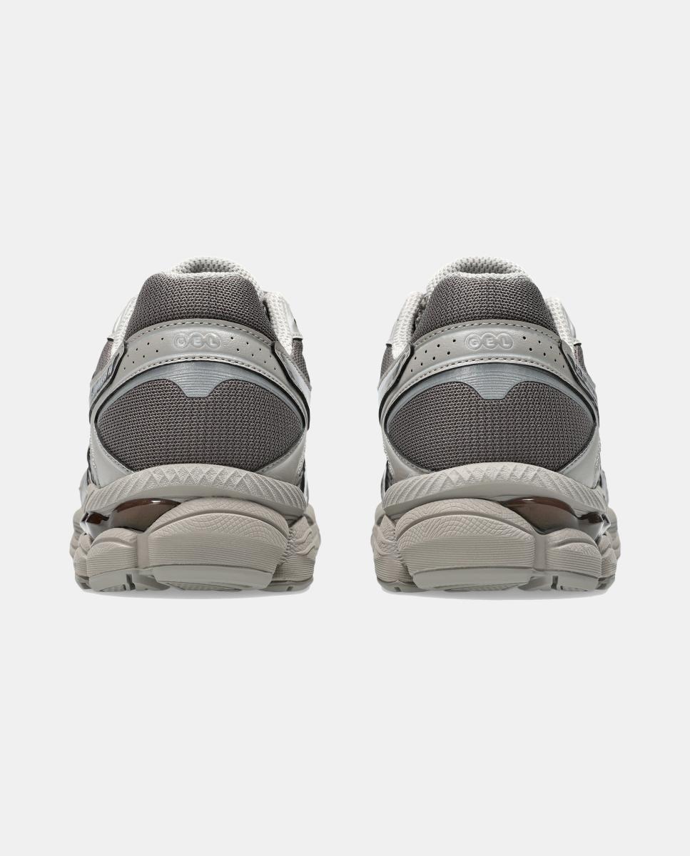 Sapatilhas Casual de Homem e Mulher GEL-CUMULUS 16 ASICS Prateado-4