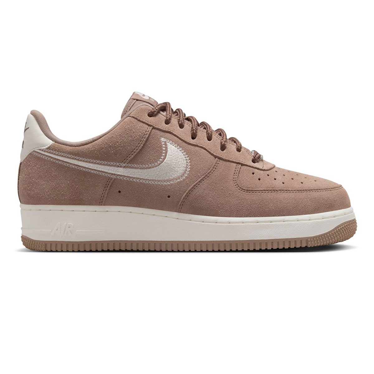 Sapatilhas Casual de Homem Air Force 1 '07 LV8 Castanho-1
