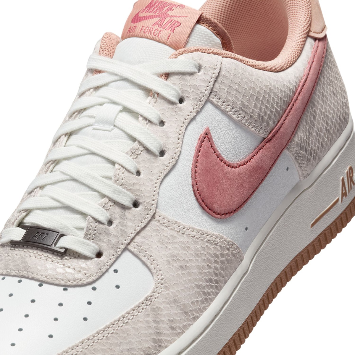 Sapatilhas Casual de Homem Air Force 1 '07 LV8 Branco-7