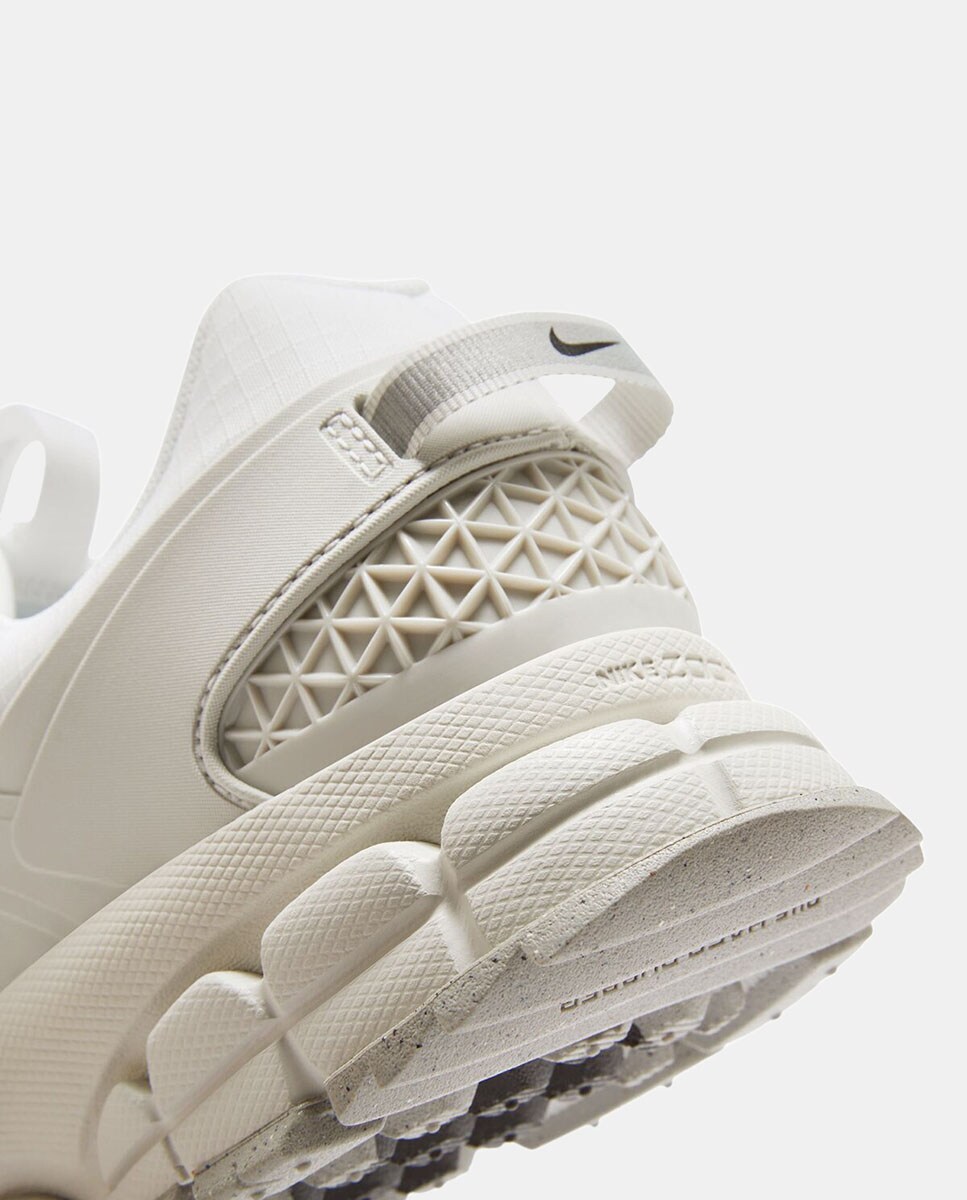 Sapatilhas Zoom Vomero Roam de Homem Branco-8