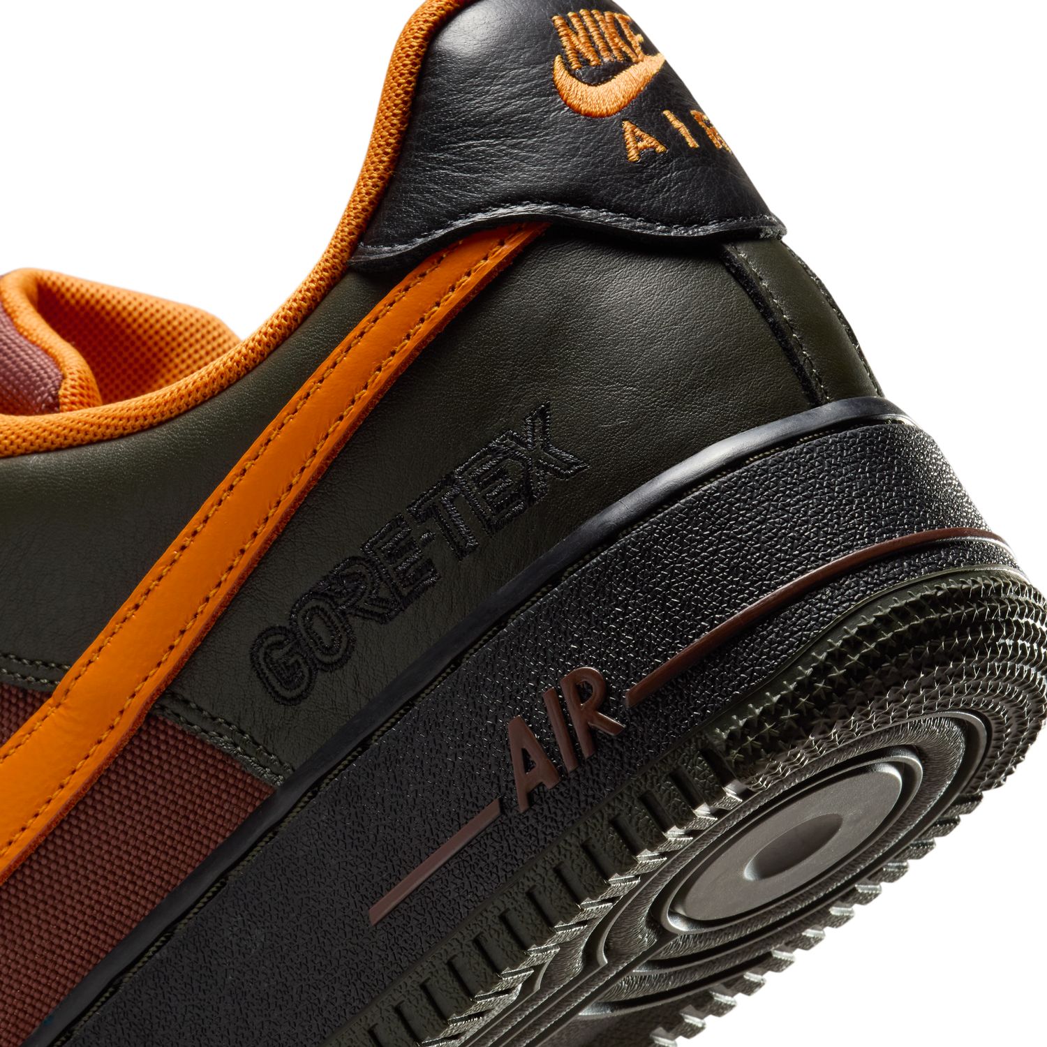 Sapatilhas Casual de Homem Air Force 1 GTX Castanho-11